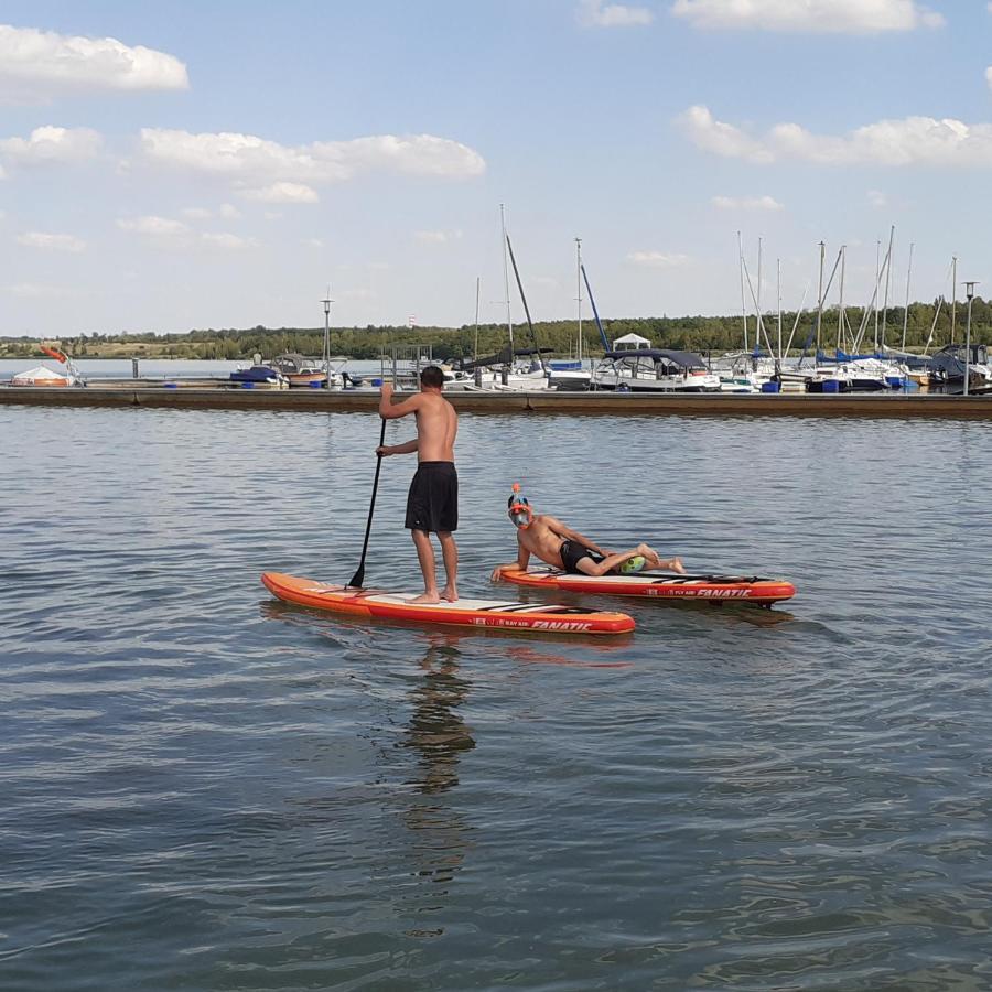 Lagrette Ferienwohnung Am Hainer See Neukieritzsch Eksteriør billede
